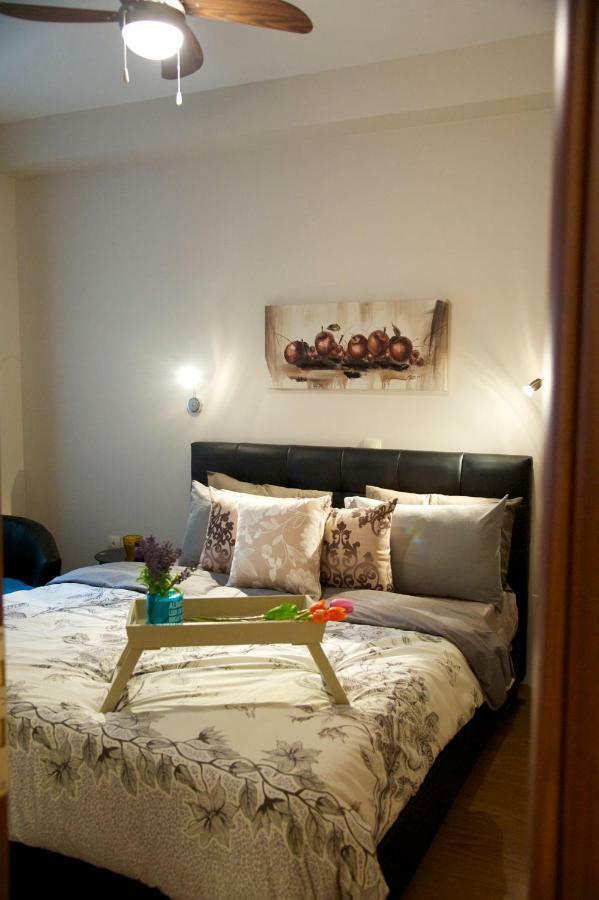 Ferienwohnung Stylish And Elegant Apts Athen Exterior foto